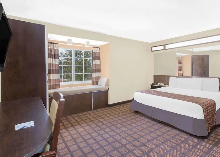 Microtel Inn & Suites By Wyndham Franklin